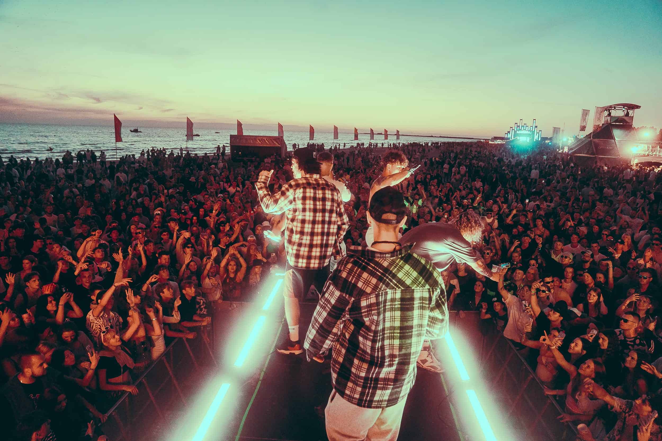AkselsShotItxKK-SUMMERSOUND-206